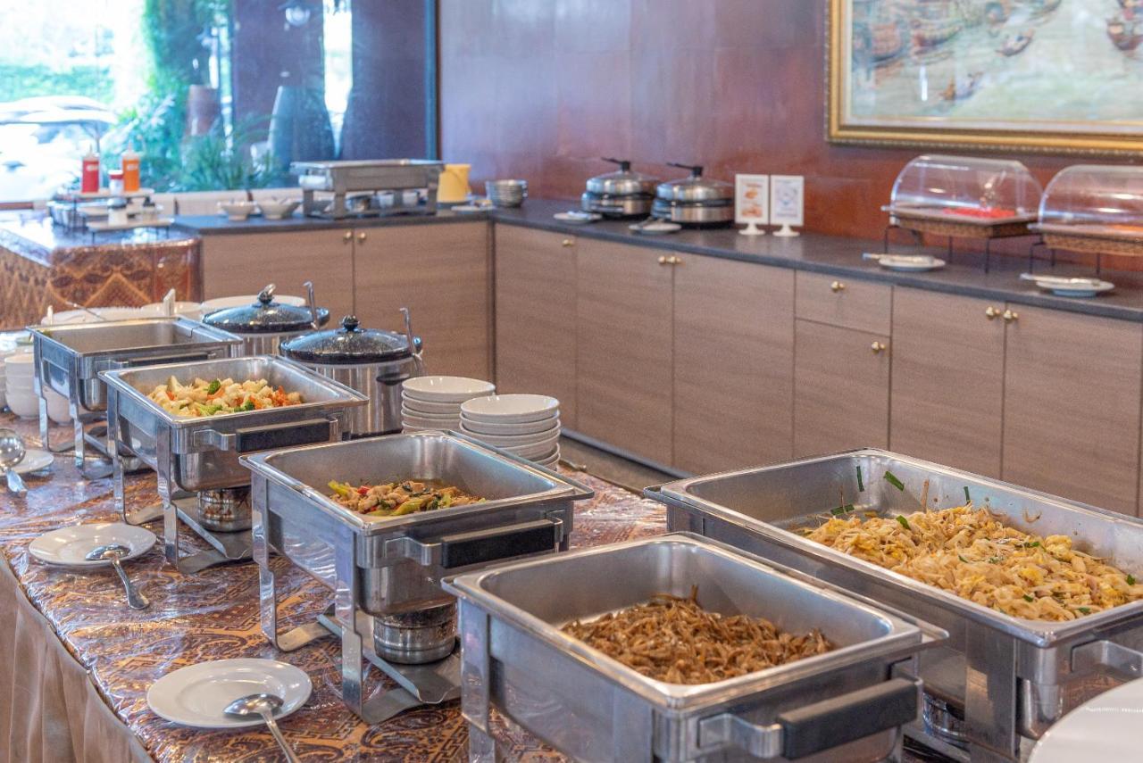 Nonthaburi Palace Hotel Ngoại thất bức ảnh