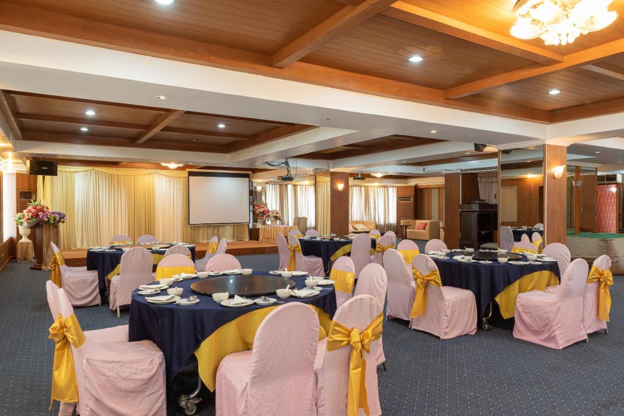 Nonthaburi Palace Hotel Ngoại thất bức ảnh