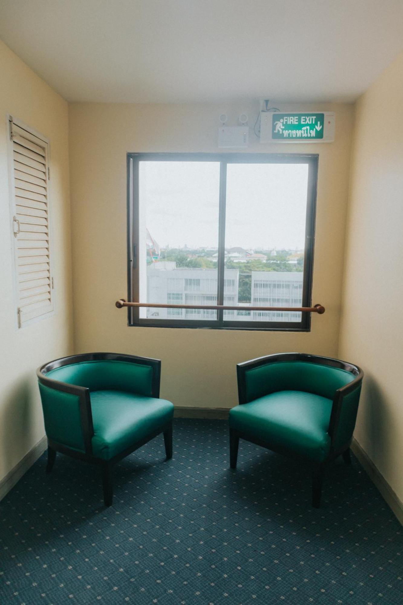 Nonthaburi Palace Hotel Ngoại thất bức ảnh