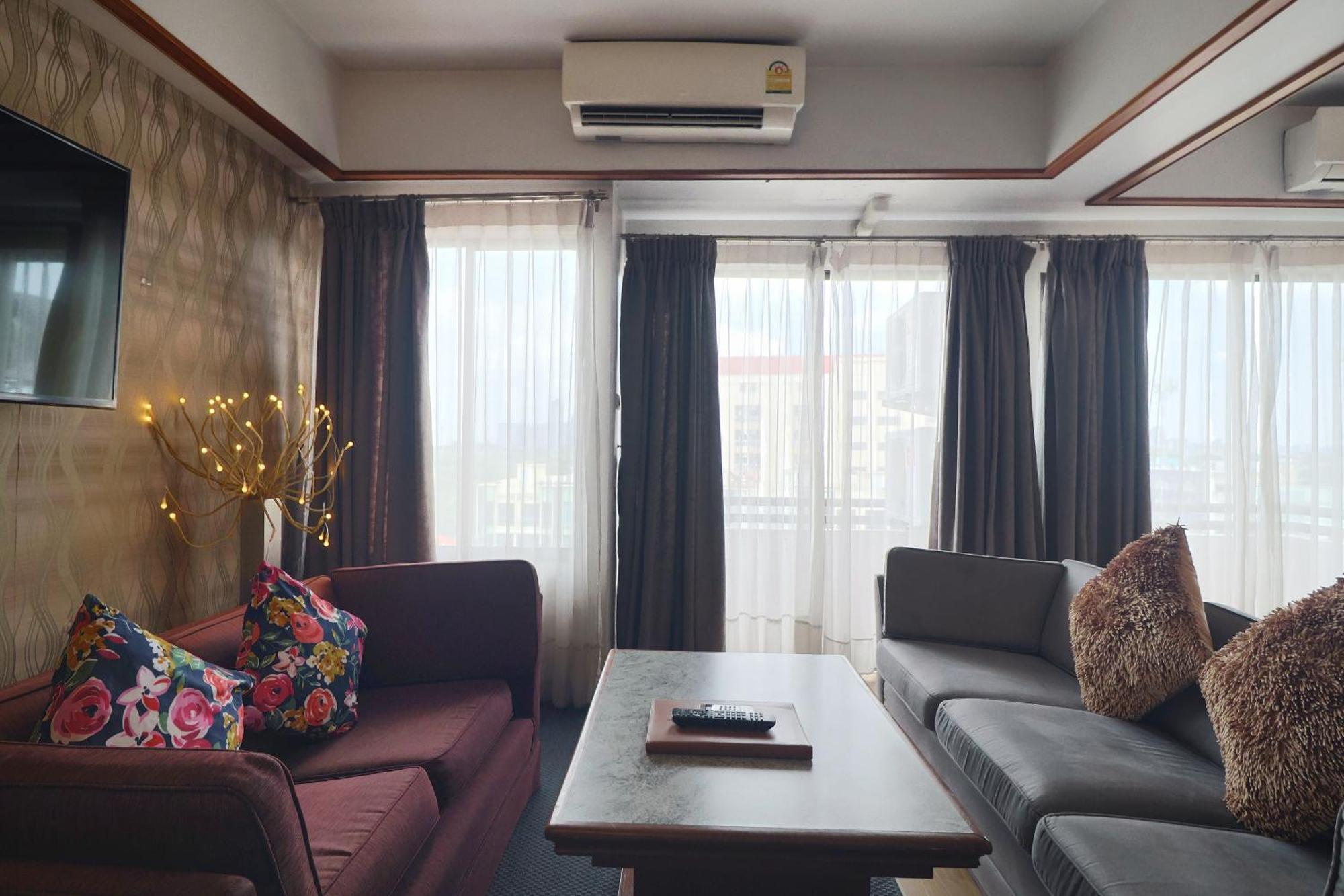 Nonthaburi Palace Hotel Ngoại thất bức ảnh