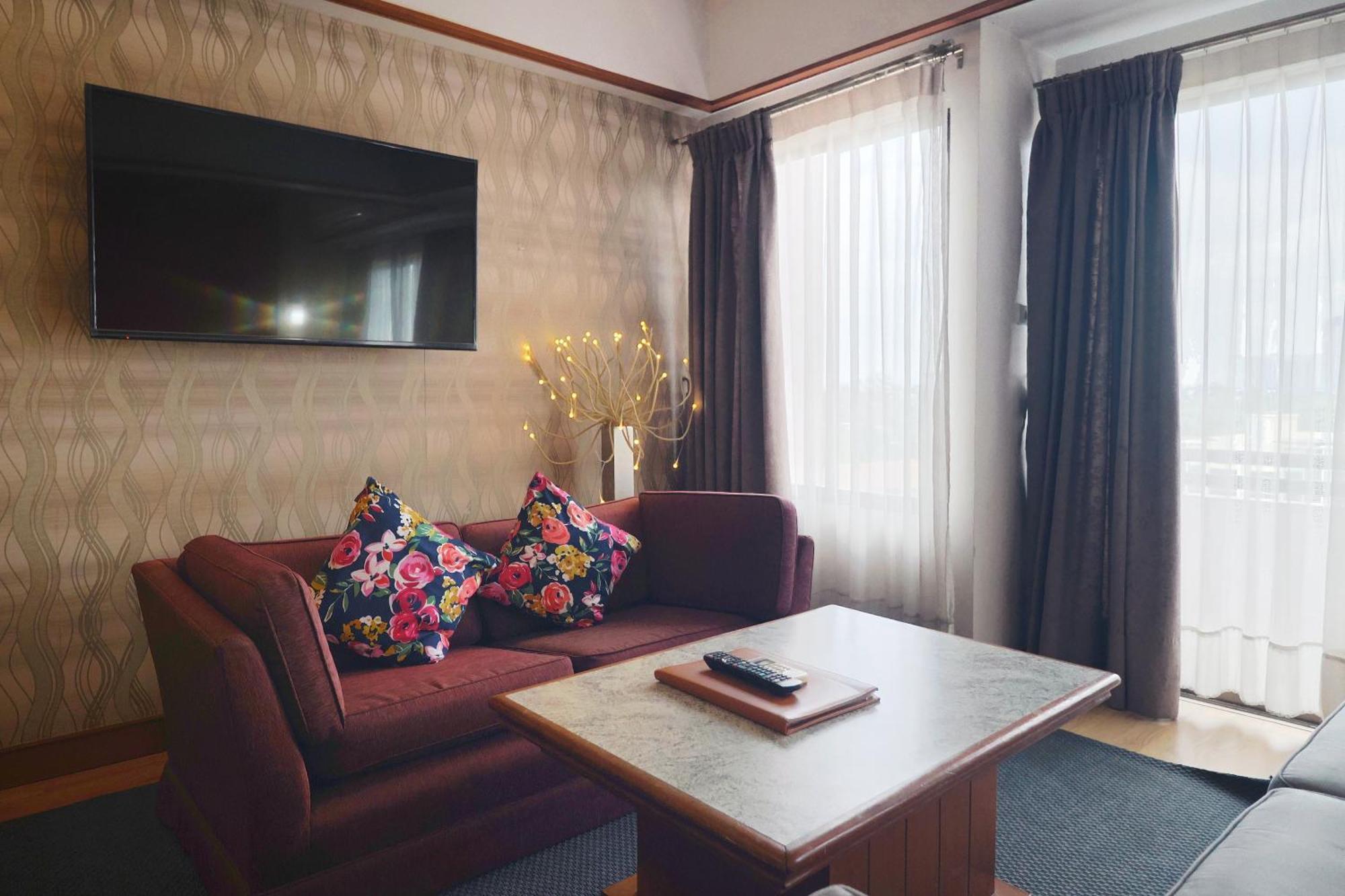 Nonthaburi Palace Hotel Ngoại thất bức ảnh