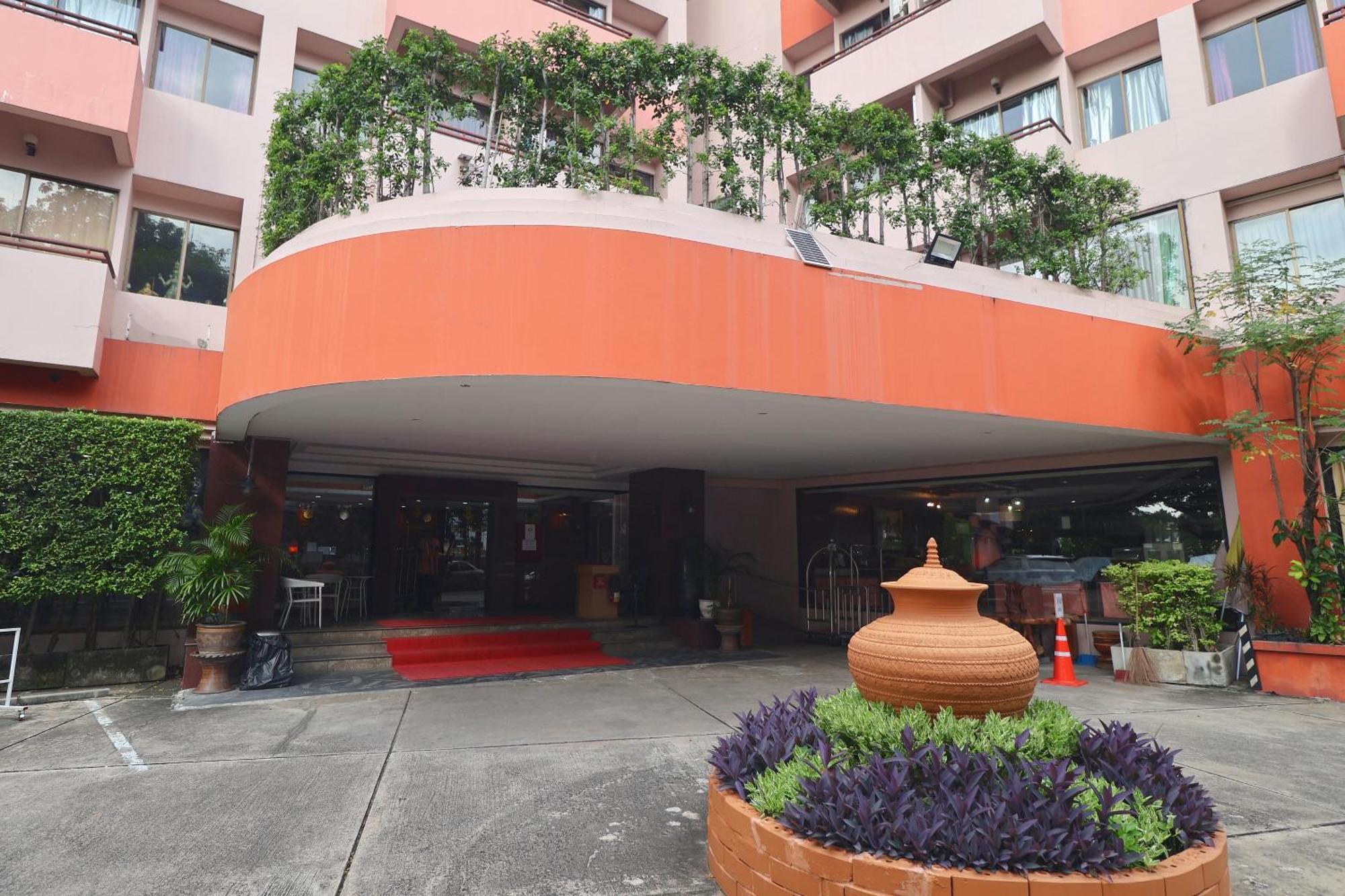 Nonthaburi Palace Hotel Ngoại thất bức ảnh
