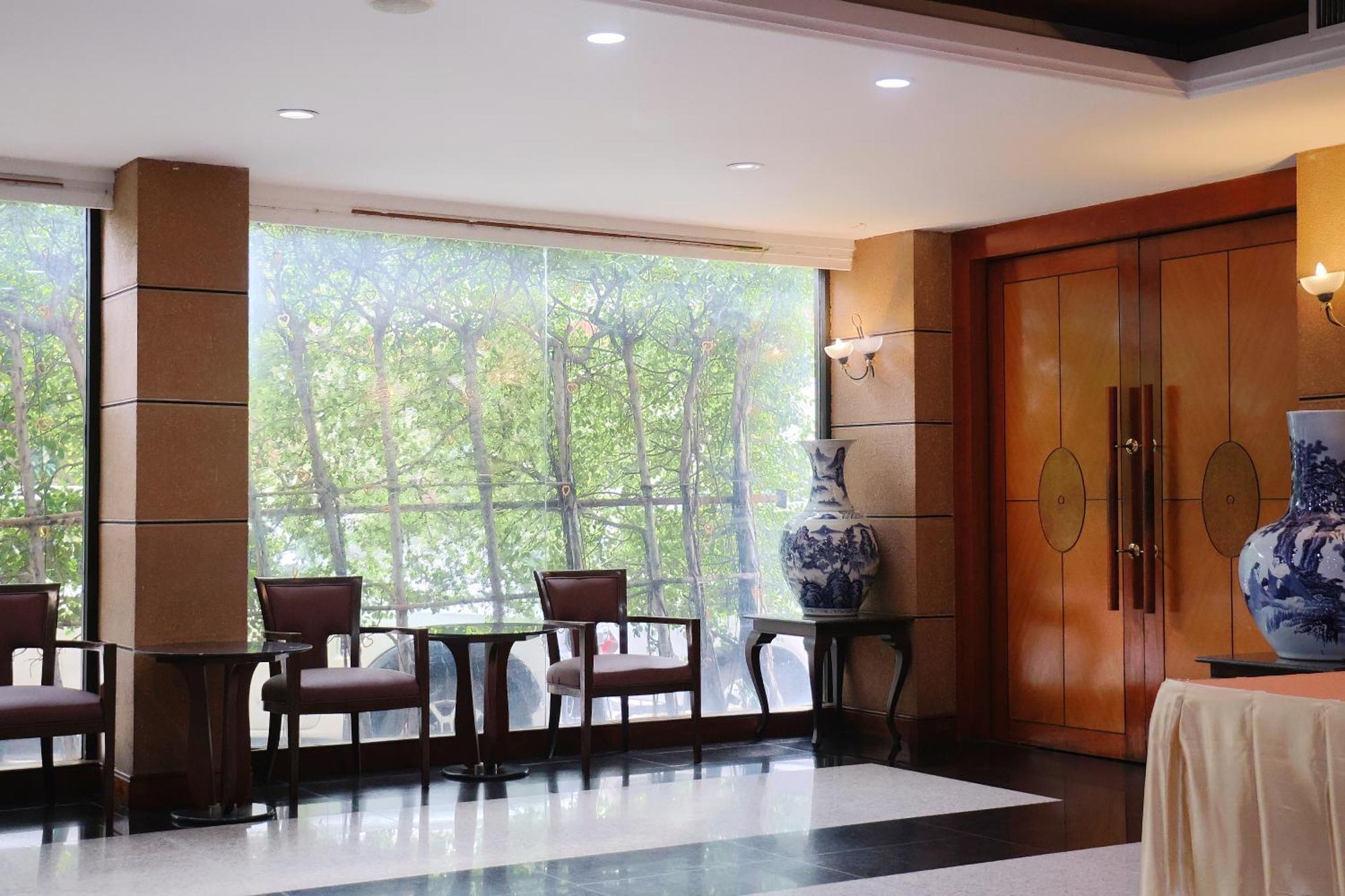 Nonthaburi Palace Hotel Ngoại thất bức ảnh